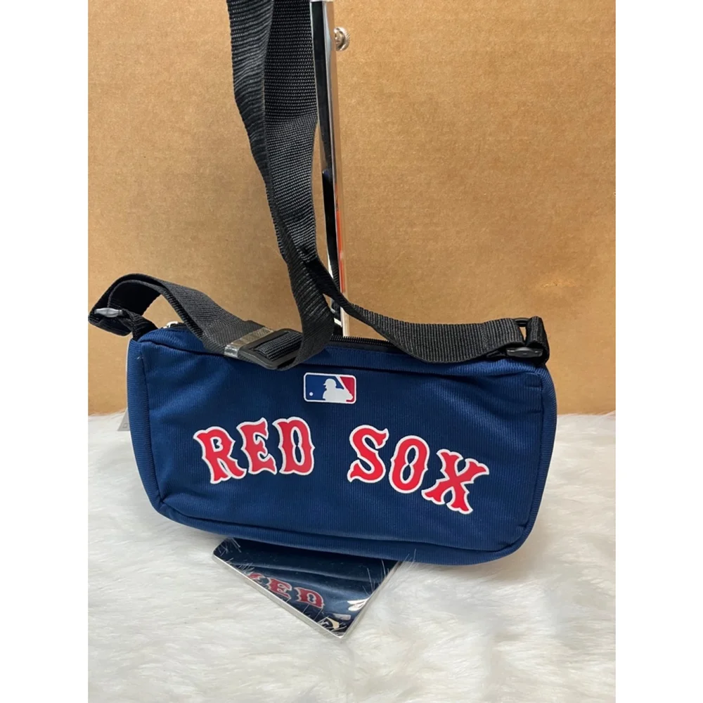NWT Genuine MLB Boston Red Sox  Cross Body Jersey Purse